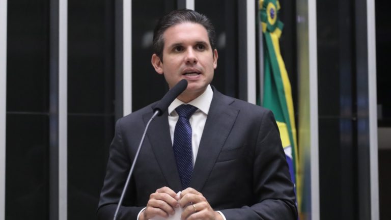 Possível futuro presidente da Câmara votou mais com o governo do que aliados