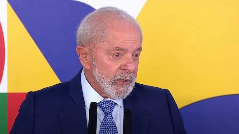 Lula ironiza críticas do PSD, espera boa relação com Congresso e nega Gleisi ministra