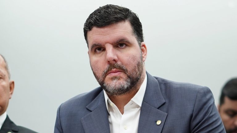 Agro se diz aliviado por Lula não ter escolhido Marina para presidir COP 30