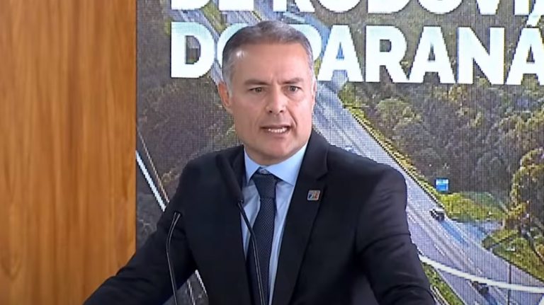 Renan Filho ataca governos anteriores e diz que meta de inflação será cumprida