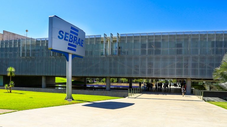 Sebrae anuncia que deixará de publicar no X; instituição é presidida por petista