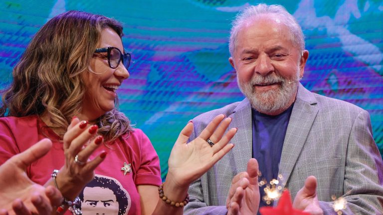 Aliados colocam culpa de impopularidade de Lula em Janja