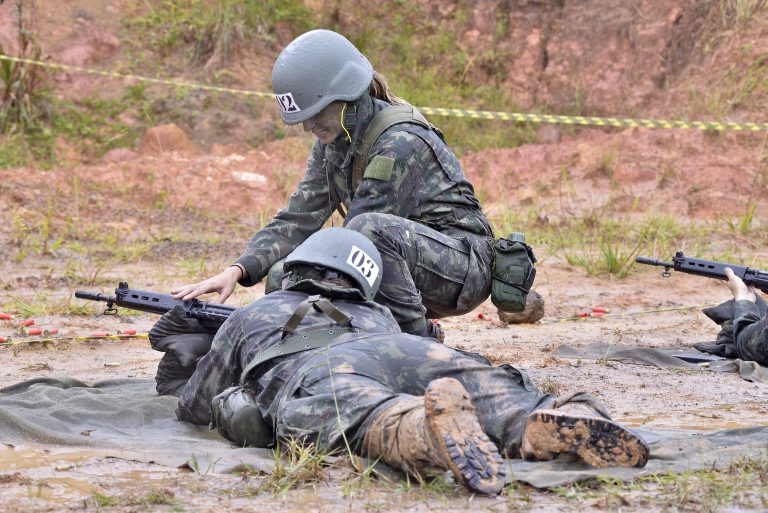 Alistamento militar feminino chega a 23 mil inscrições em janeiro