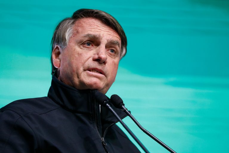 Bolsonaro volta a pedir a Moraes 83 dias para apresentar defesa