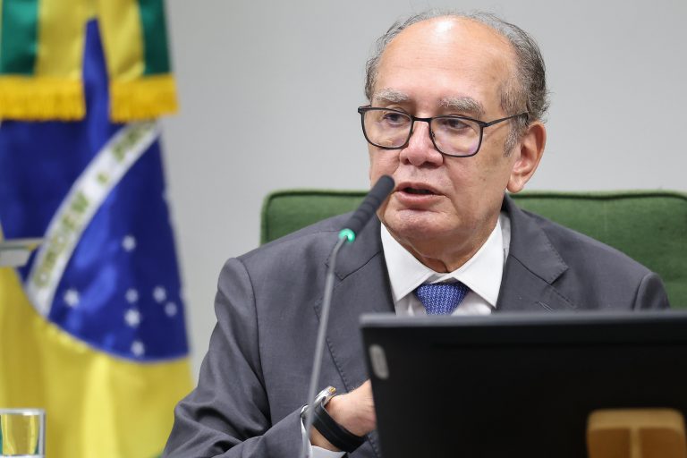 Denúncia contra Bolsonaro é mais grave que Mensalão, diz Gilmar