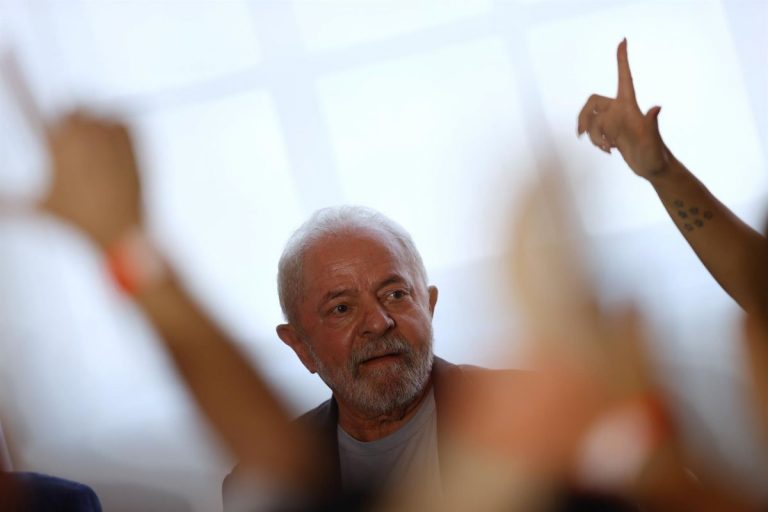 Desaprovação a Lula dispara com pessimismo sobre alimentos e empregos