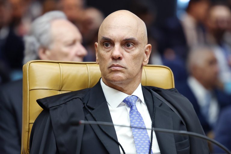 Moraes nega recurso de Bolsonaro